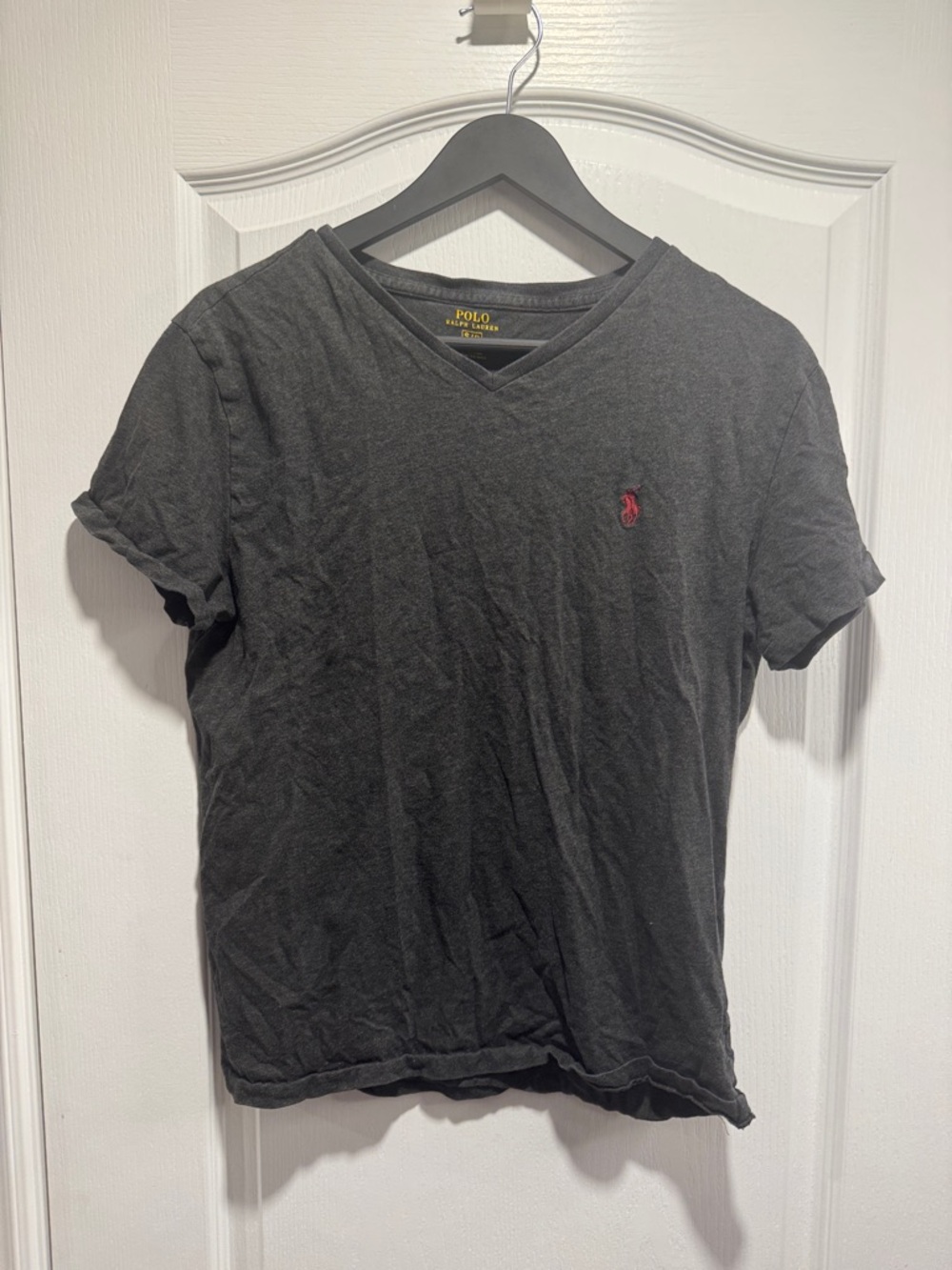 600-Polo Ralph Lauren jersey v-neck t-shirt red embroidered pony logo.